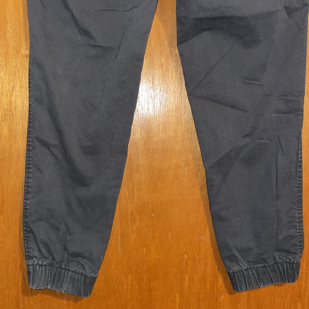 •OLD NAVY•MENS MODERN JOGGER BULIT-IN FLEX SIZE MEDIUM IN COLOR PANTHER - Picture 8 of 11